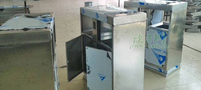 高鐵站不銹鋼分類(lèi)垃圾桶欣方圳工廠焊接車(chē)間制作圖