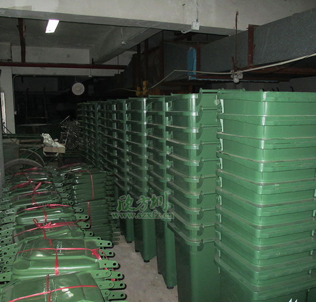 欣方圳塑料垃圾桶 支援湖北新農村環境建設